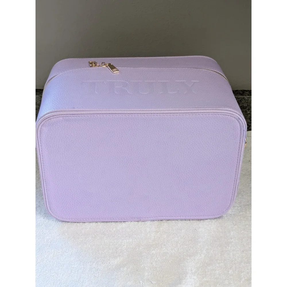 Truly Beauty Amalfi Luxury Travel Trunk Lilac Vegan Leather Makeup Case Read